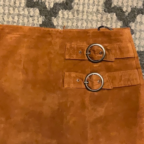 BLANK NYC El Dorado Buckle Skirt - Chestnut - Picture 2 of 4